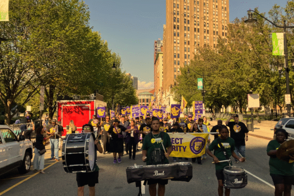 N.J. security guards march